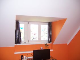 Narancs-fehér hálószoba 2